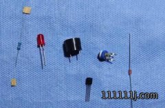 用热敏电阻制作煤气灶熄火报警器